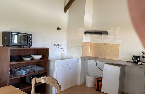 Lamothe-Montravel Apartment | Domaine le Mathelin - Studio Montravel - Un Séjour Dans les Vignobles