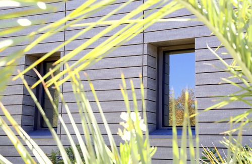 Fuveau Cottage | Domaine Rampale Lodge, heated swimming pool, between Aix-en-provence and Marseille