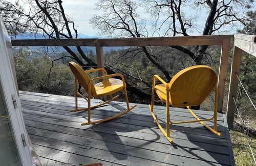 Dunlap Apartment | Dome 1- Mountain Views