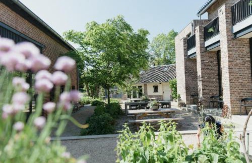 Municipality of Vaals Bed & Breakfast | Domein Holset BruisendWijnHuis