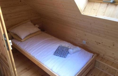 Ryn House | Domek dla Młodzieży i Dorosłych W Sercu Mazur Różana