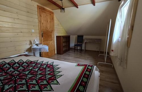 Zarki House | Domek pod dębem