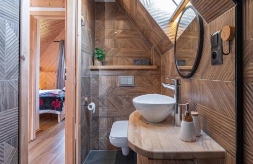 Witow Villa | Domek pod Jaworem II z balią jacuzzi