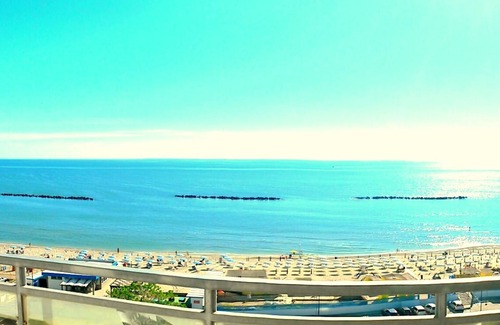 Lido di Pomposa Apartment | Dominate the sea from above! Beautiful seafront apartment