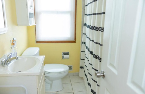 East Bloomington Villa | Dominks pad with view of Mall of America