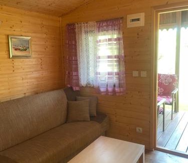 Rusinowo Cabin | Domki Letniskowe Barrakuda