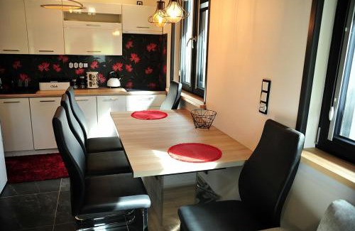 Lesko House | Domki u Biesiady