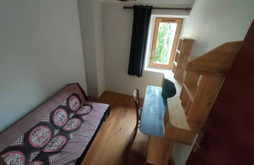Bugarach Apartment | Domo de abundo bis, cosy studio at the foot of pic bugarach