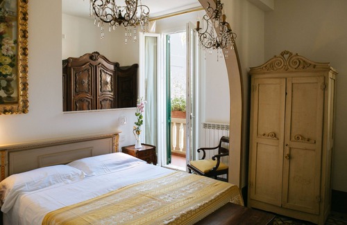 Follonica House | Domus Socolatae Residenza d'Epoca Charming B&B