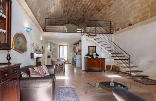 Sasso Barisano Apartment | Domus Tua, in the Matera architectural style