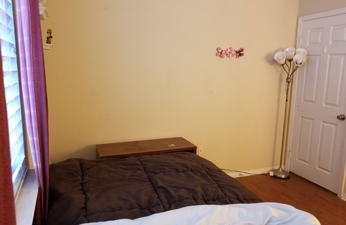 Lancaster Villa | Don Room 4