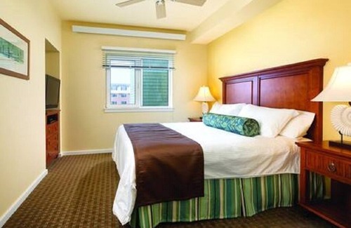 Long Beach Resort | Don't forget to eat some oysters!