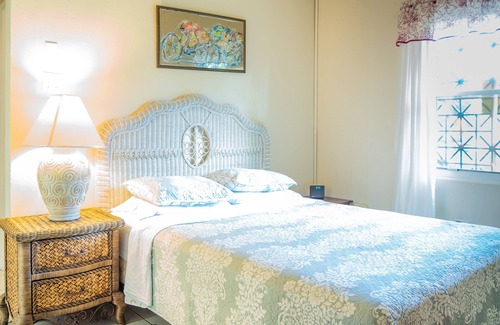 West Bay House | Don't get left in the Cold ! A2