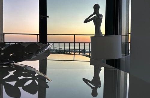 Jupiter Apartment | Donna Alba Seaview Penthouse, casa ta de pe plajă
