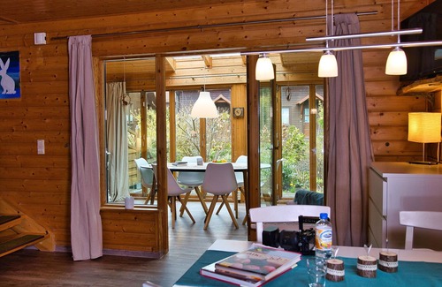 Rotacker House | Doppelhaushälfte in Hasselfelde