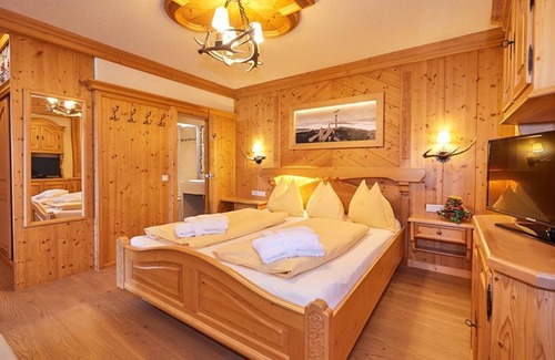Schildlehen House | Doppelzimmer mit Dusche, WC - Hotel Jagdhof