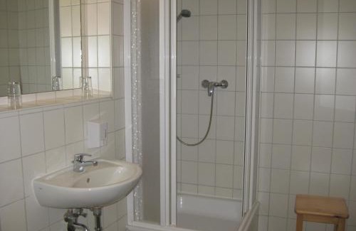 Bad Sulze Apartment | Doppelzimmer 18 Gästehaus Mühlenstein