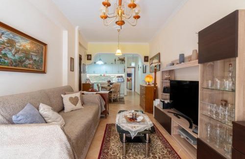 Corfu Town Apartment | Doris House by GuestCorfu