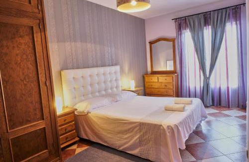 Santa Elena House | Dos casas rurales en Despeñaperros, La Reconquista y Nuevas Poblaciones