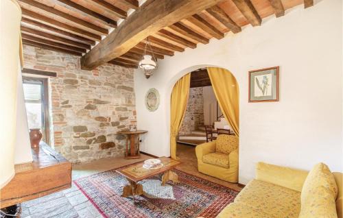 Todi Apartment | Dostoevskij