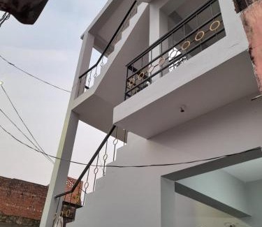 Gorakhpur House | Double Bedroom in Homestay