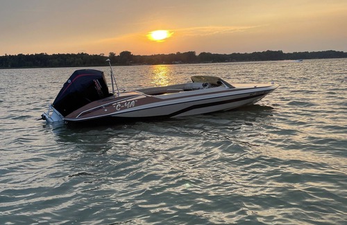 Key West Boat Rental | Double Cabin Luxury Power Motor Yacht in Key West