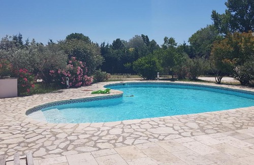 Cabrieres-d'Avignon House | Double maison individuelle pour 12 à 15 personnes sur demande
