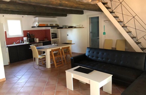 Cabrieres-d'Avignon House | Double maison individuelle pour 12 à 15 personnes sur demande