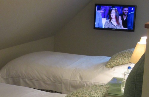 Louresse-Rochemenier House | Double OR Twin Room - Prestige-Douche Numero 4 & 7