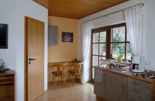 Annweiler am Trifels Bed & Breakfast | Double Room Balcony - Privatzimmer Gästehaus Heger