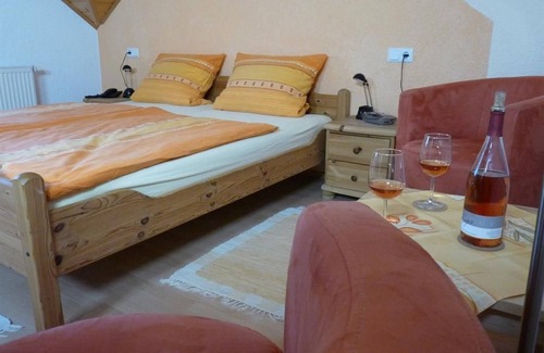 Annweiler am Trifels Bed & Breakfast | Double Room Balcony - Privatzimmer Gästehaus Heger