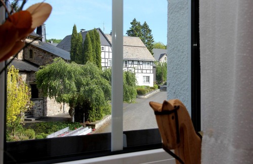 Antfeld Apartment | Double room 3 & 4 with WC and shower or bath