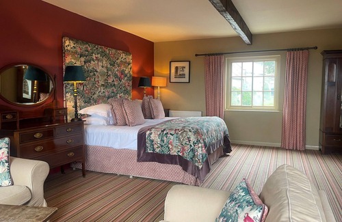 Crayke House | Double room-Ensuite- Super King - Lavender