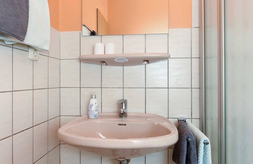 Esens Cottage | Double room "Muschel" in the Hotel-Pension Altes Siel - Double room "Muschel" with