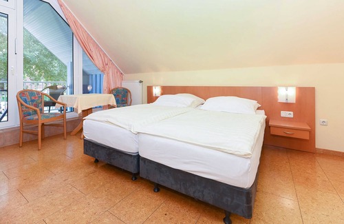Esens Cottage | Double room "Muschel" in the Hotel-Pension Altes Siel - Double room "Muschel" with