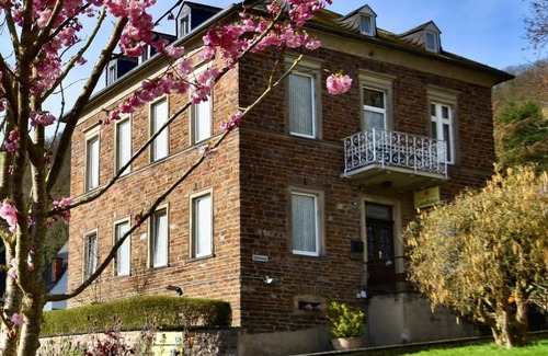 Karden House | Double room, shower or bath, WC, Superior - Schloss-Hotel Petry