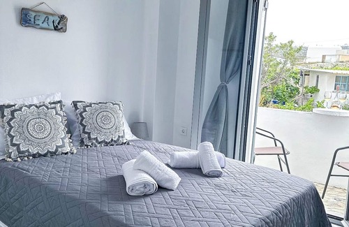 Vothon Hotel | Double room with balcony