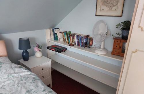 Worthing Bed & Breakfast | Double room with ensuite shower room in quiet, private house