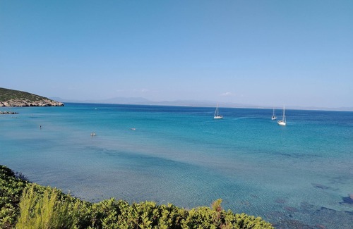 Sant'Antioco Apartment | Double room with private bathroom