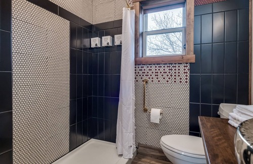 Prescott Hotel | Double the Comfort | Travel Together