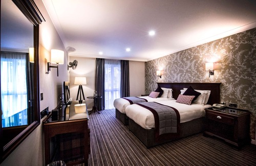 Charlton Kings Hotel | DoubleTree by Hilton Cheltenham-Cotswolds