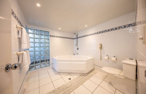 Cairns Central Business District Hotel | DoubleTree by Hilton Hotel Cairns