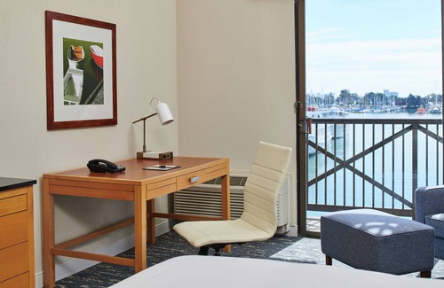 Berkeley Hotel | DoubleTree by Hilton Hotel Berkeley Marina
