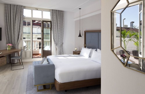 Cortes Hotel | DoubleTree by Hilton Madrid-Prado