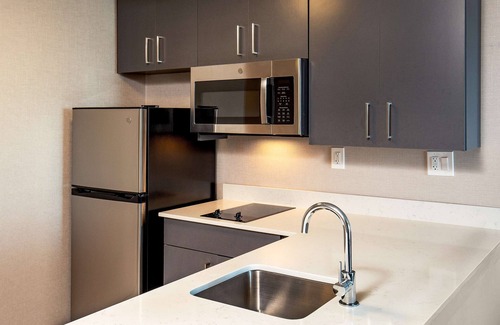 Gaithersburg Hotel | DoubleTree by Hilton Washington DC North/Gaithersburg