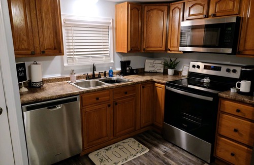 Newport House | Douglas Lake, TN Lake View Retreat with lake access