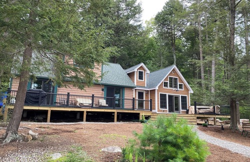 Moultonborough House | Dow Island, Waterfront, Boat Required, Moultonborough, Lake Winnipesaukee