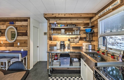 Bigfork House | Downtown Bigfork Home w/Fire Pit, Walk to Harbor!