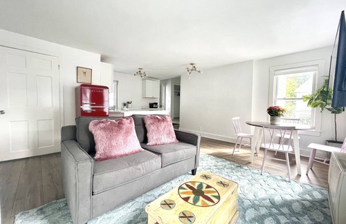 Brunswick Apartment | Downtown Brunswick New Look Old Charm Next to Bowdoin