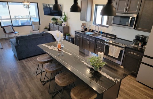 Old Fort House | Downtown Bungalow in Old Fort